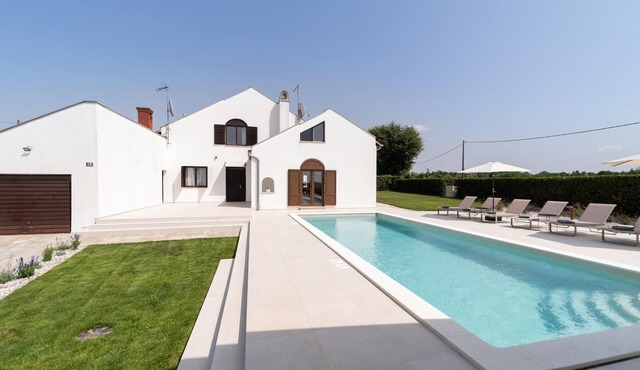 Luxurious home in Porec