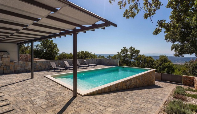 Luxurious home in Smrika in Smrika