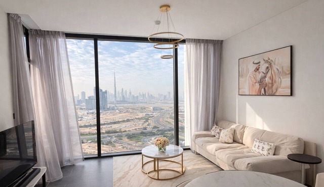 Luxury 1BR at The Crest-Sobha with Dubai Skyline Views & Personalized Hosting in Dubai