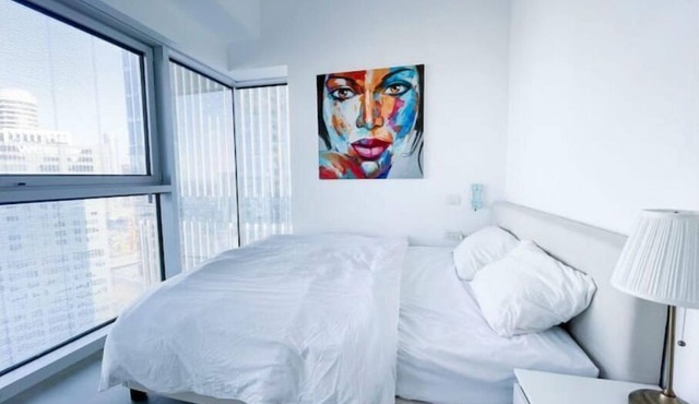 Luxury 2BR + Living Room Apartment - 30th Floor - Midtown Tel Aviv in Tel Aviv-Jaffa