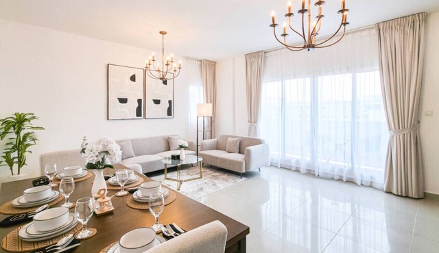 Luxury 3BR in Al Reef Downtown with pool access in Abu Dhabi