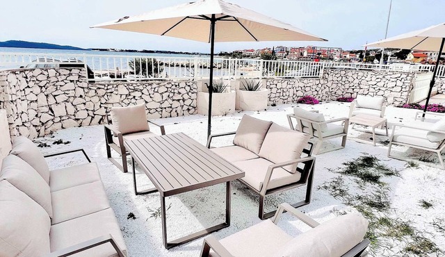 Luxury Beach Villa, Sibenik, 4 Stars in Brodarica