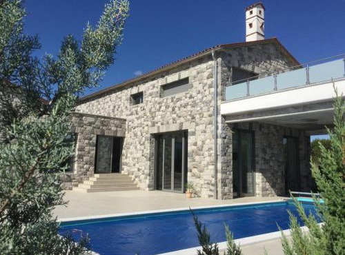 Luxury in Perfect Location, Sežana Villa 1003 in Sežana