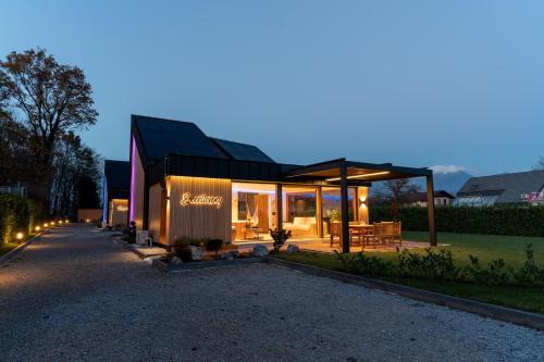 Luxury Resort Potatoland in Šenčur