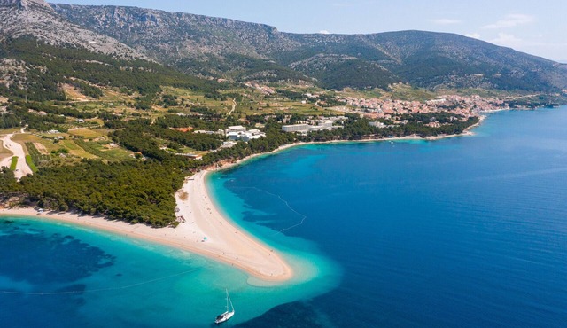 Luxury Seafront Villa Manera Bol with Heated Pool