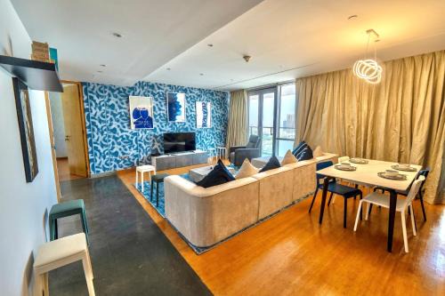 Luxury Vacation Home Nr Metro DWTC in Dubai