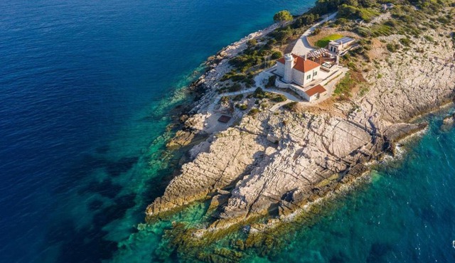 Luxury villa Lighthouse Ligero - unique island stay near Vis in Vis