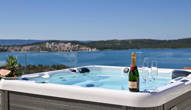 Luxury Villa Oasis with pool and jacuzzi near beach in Trogir