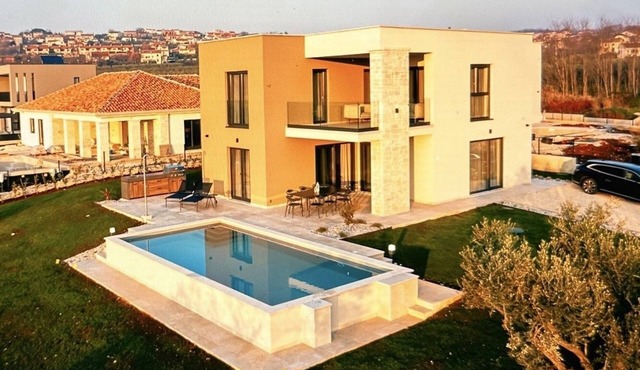 Luxury villa with a swimming pool Labinci, Central Istria - Središnja Istra (K-27561)