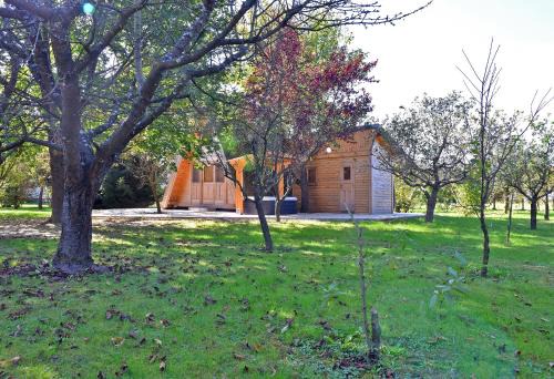Luxury Wellnes Glamping Cottage - Salvus in Lendava