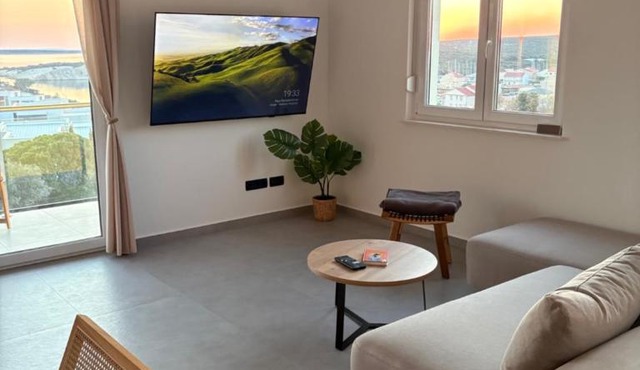 Maris Loft Šimuni