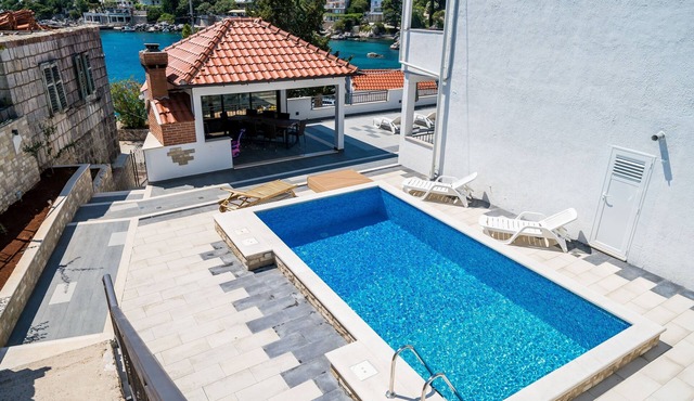 Mata Family Apartments - Deluxe Two bedroom Apartment with Terrace and Sea View