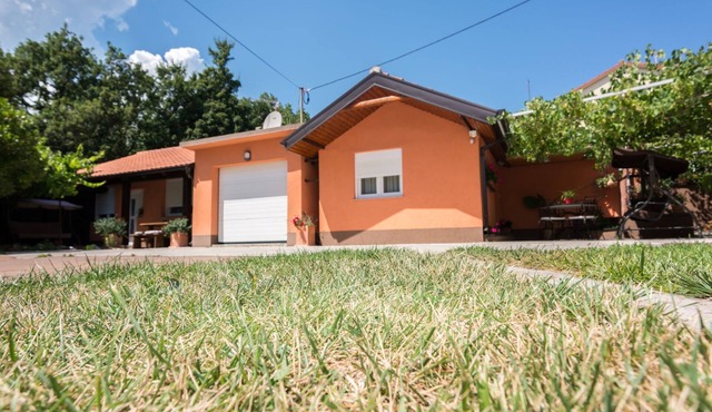 mit Garten, Grill und Terrasse by Interhome in Opatija/Rukavac