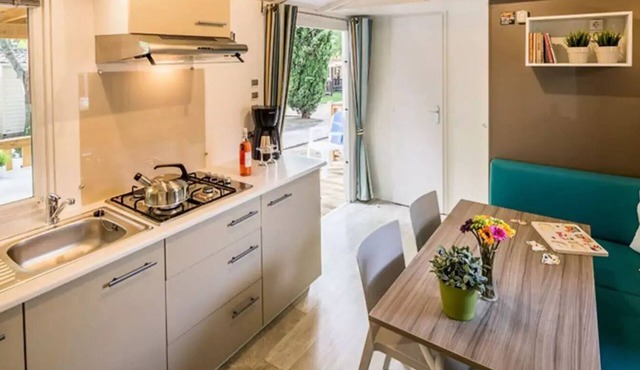 Mobile Home | Premium | 3 Bedrooms | 6 Guests | Raised Deck | A/C in Brežice