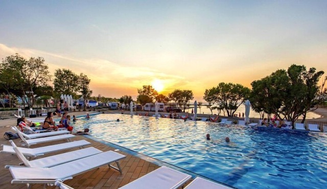 Mobile Homes in Camping Omisalj, island Krk, with swimmingpool
