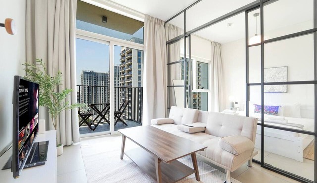 Modern 1BR Retreat in Socio | Dubai Hills in Dubai