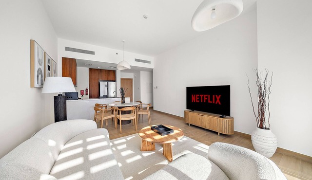 Modern 2 BD with Stunning Sea View in Port de La Mer in Dubai