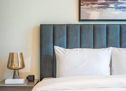 Modern Downtown Escape 1Bedroom with Upscale Comfort in Dubai