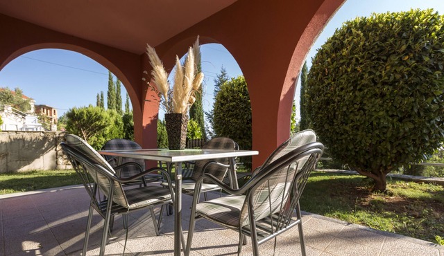 MODERN ONE BEDROOM APARTMENT NEAR DUBROVNIK - A in Dubrovnik