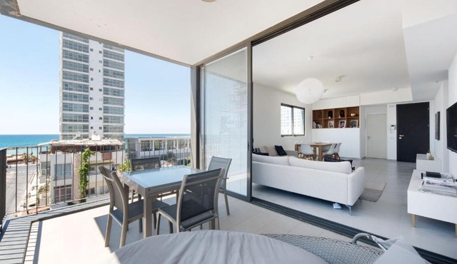 Modern Sea 2BR in Beach Club by HolyGuest in Tel Aviv