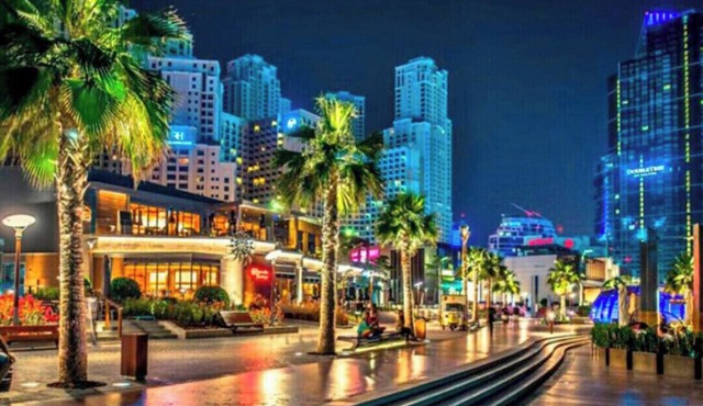 MURJAN SUITES THE WALK JBR BEACH & MARINA MALL & TRAM & METRO in Dubai
