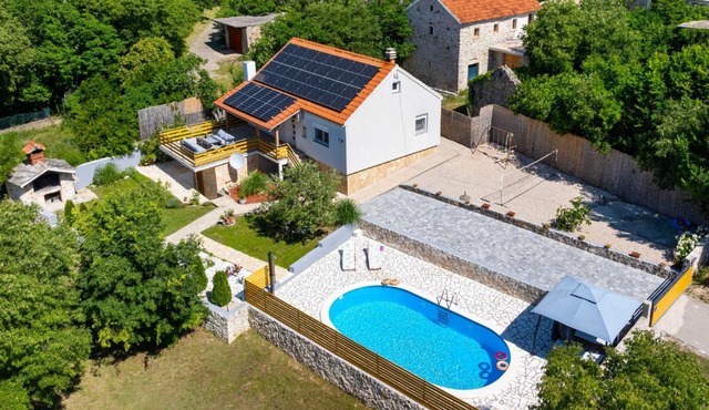 My Dalmatia - Villa Manda Adriatic with Private Heated Pool in Skradin