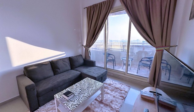 n1-Bedroom Haven with Mesmerizing City Views, 2 minutes from DMCC Metro. in Dubai