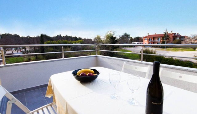 Neue Wohnung für 4 Personen Umag by Interhome