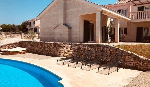 New holiday villa Milla with private pool and spacious garden in Stari Grad