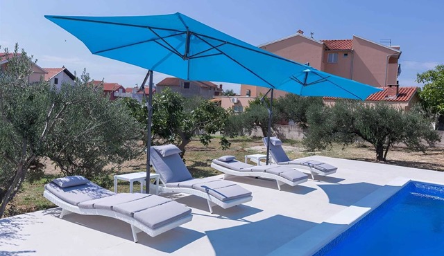 NEW! Pool Holiday House 2+1 in Vodice