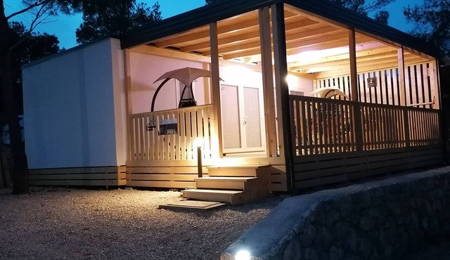 Newly built mobile home by the sea with large terrace