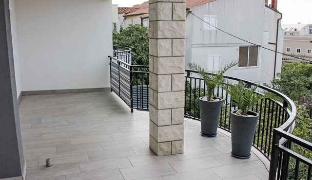 Nice apartment for 4 guests with WIFI, A/C, TV and balcony