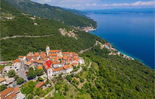 Nice Apartment In Moscenicka Draga With Wifi in Mošćenička Draga
