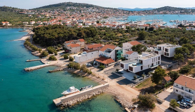 Nice apartment in Betina with WiFi
