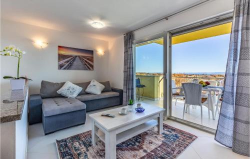 Nice Apartment In Liznjan With Wifi in Ližnjan