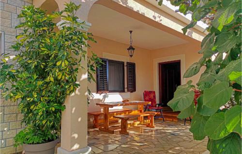 Nice Apartment In Porec With Wifi