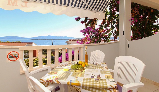 Nice apartment in Zivogosce with WiFi
