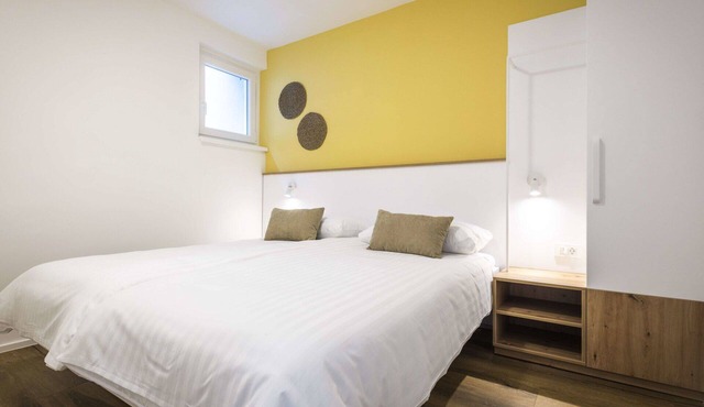 Nice apartment with pool, WIFI, A/C, TV, terrace, pets allowed, panoramic view and parking in Izola