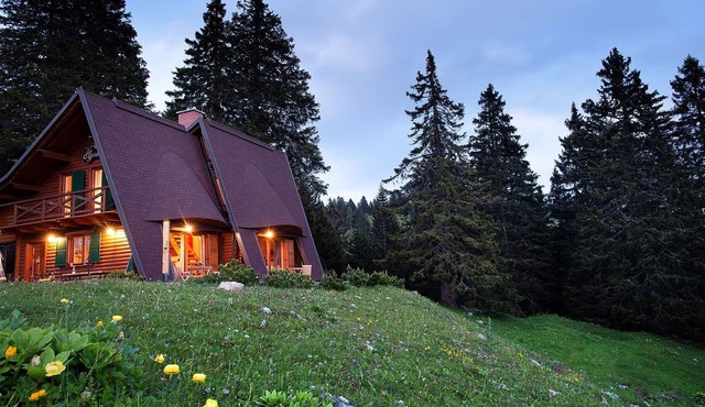 Nice Chalet in Cerklje na Gorenjskem with Mountain Views in Cerklje na Gorenjskem