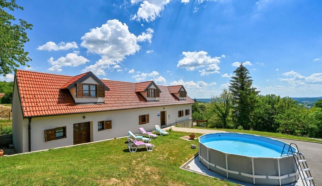 Nice home in Breznicki Hum with WiFi