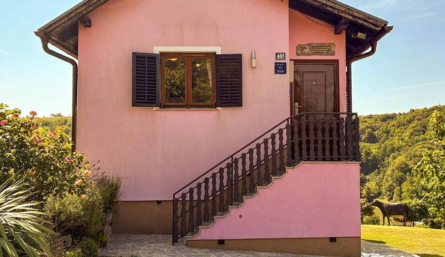 Nice home in Donji Kraljevec with WiFi