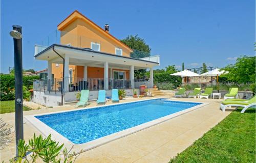 Nice Home In Kanfanar in Kanfanar