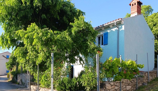 Nice home in Koromacno
