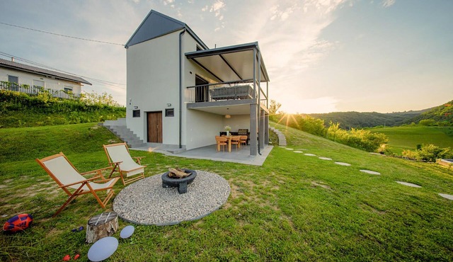 Nice home in Krasic with sauna