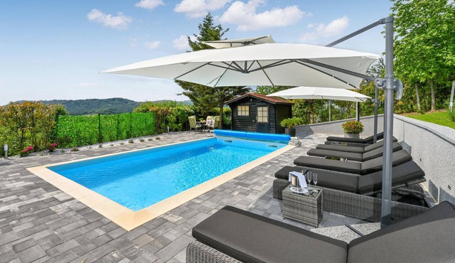 Nice home in Novi Marof with sauna in Novi Marof