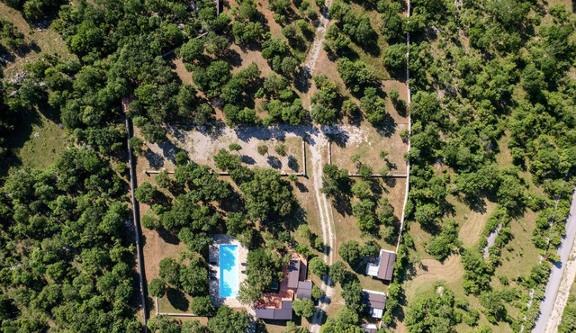 Nice home in Obrovac with house a panoramic view in Obrovac