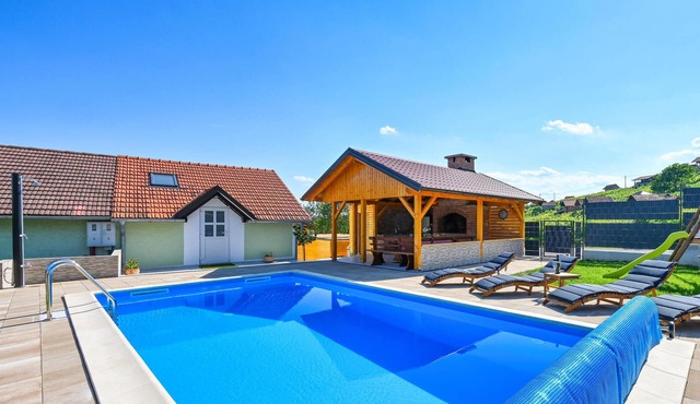 Nice home in Vrhi Pregradski with sauna