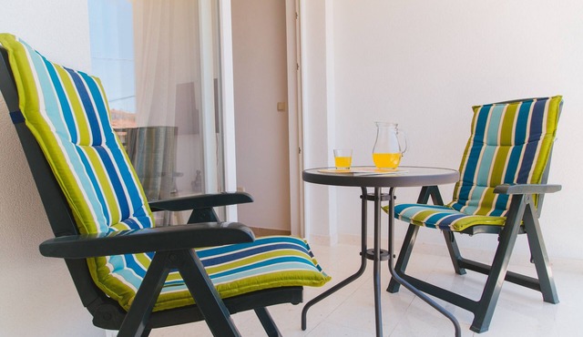 One bedroom apartment with balcony and sea view Seget Vranjica, Trogir (A-23461-a)