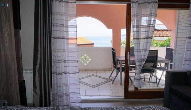 One bedroom apartment with balcony and sea view Crveni Vrh, Umag (A-27181-a)