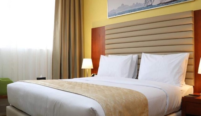 One Bedroom Apartment Near by House Of Golden Tea in Abu Dhabi